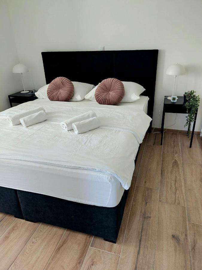 House Kala N29 Villa Jezera Bagian luar foto
